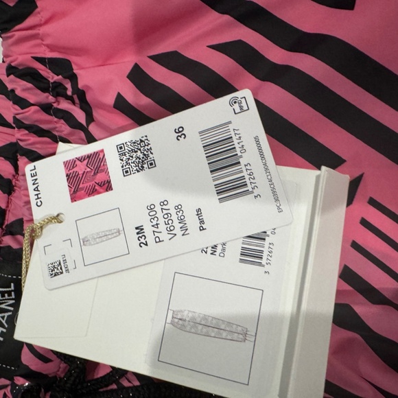 Authentic Chanel trousers pants new with tags - Picture 8 of 9